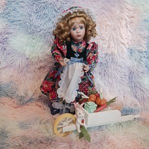 Ashton Drake "Mary Mary Quite Contrary" Doll